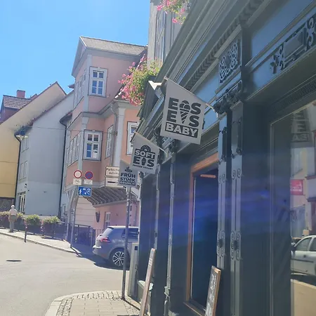 Pensión Am Dom 3*